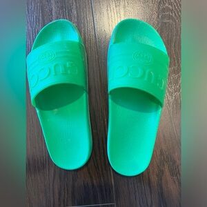 Gucci rubber sandals size 39